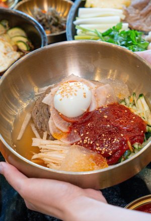 소고기.곱창구이 전문식당